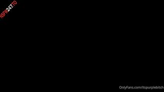 Purple Bitch – big dildo anal fuck
