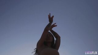 Honey Gold – Earth 2024 09 06